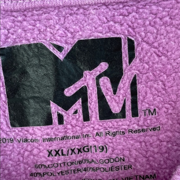 MTV Women's Pink and Purple Gradient Sweatshirt - Picture 2 of 6